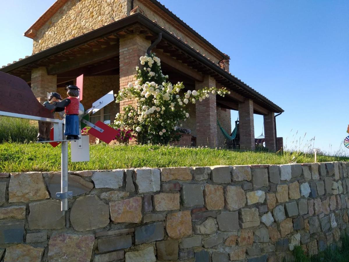 Dimora Degli Angeli Villa Chianni Luaran gambar