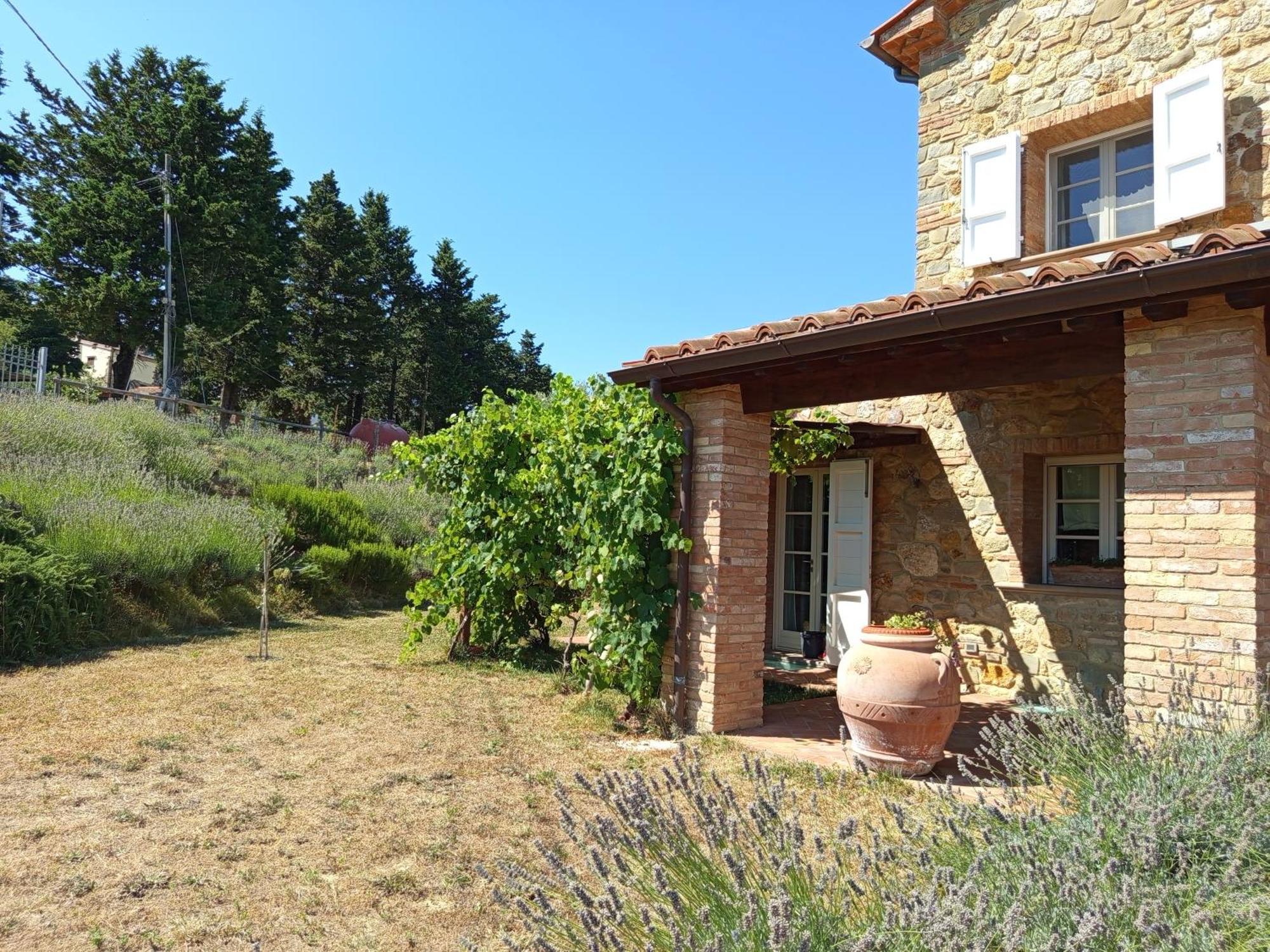 Dimora Degli Angeli Villa Chianni Luaran gambar