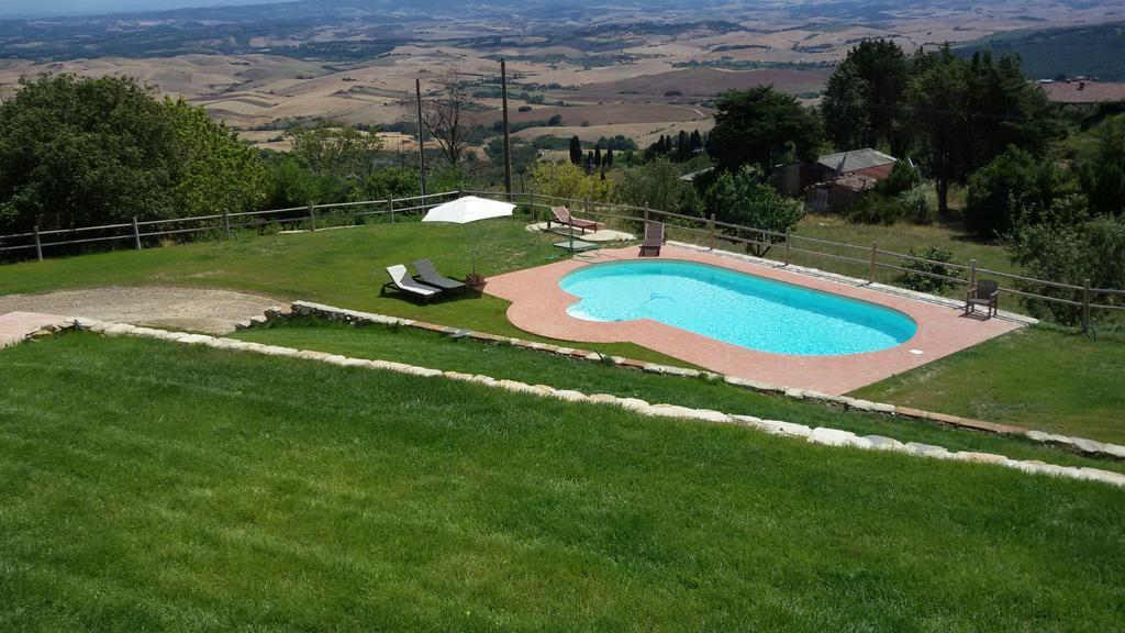 Dimora Degli Angeli Villa Chianni Luaran gambar